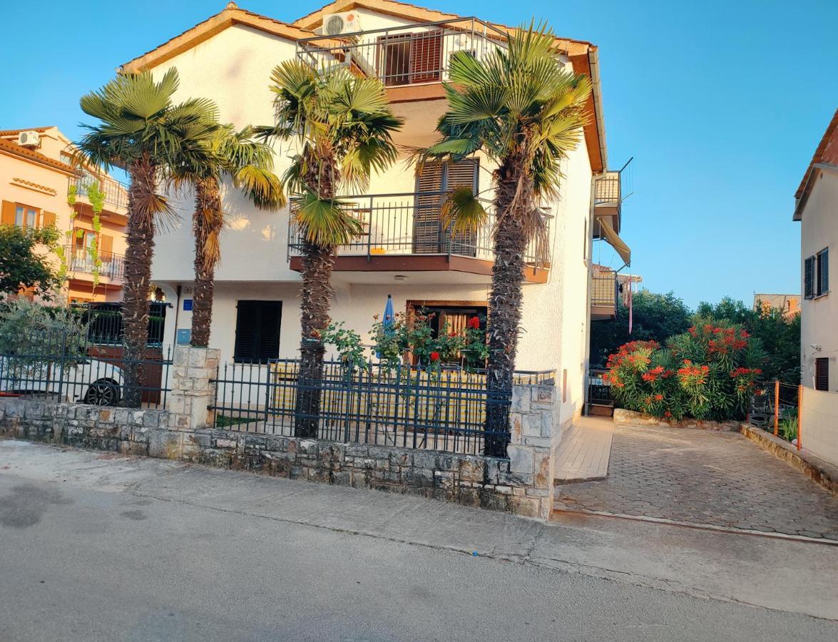Apartments Novigrad Novigrad  Bagian luar foto
